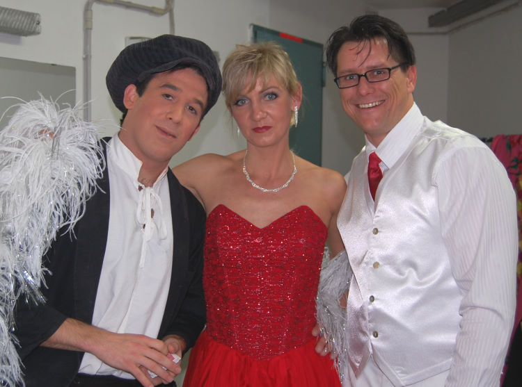 Pilou, Alina, Lex
